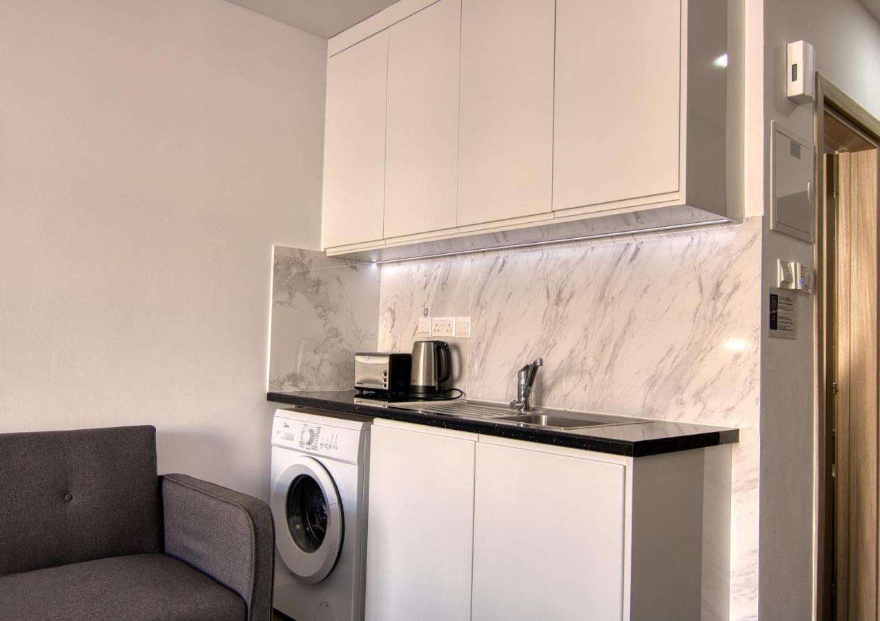 Ferienwohnung Phaedrus Living: Seaside Luxury Flat Athina 118 Paphos Exterior foto